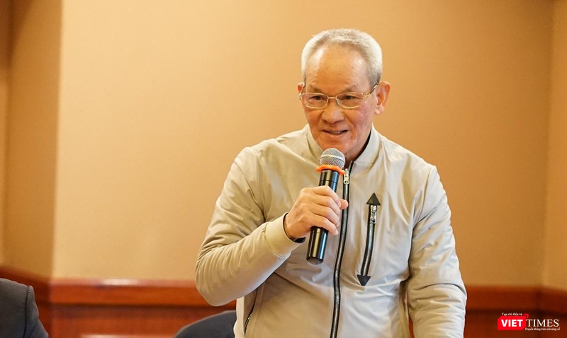 Ông Mai Liêm Trực - nguyên Thứ trưởng Bộ Bưu chính Viễn thông. Ông Mai Liêm Trực - nguyên Thứ trưởng Bộ Bưu chính Viễn thông.