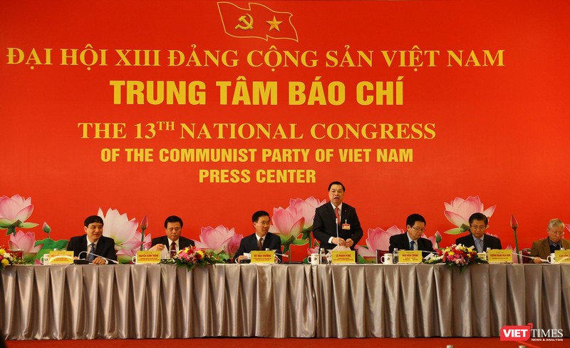 Ông Lê Mạnh Hùng – Phó trưởng Ban Tuyên giáo Trung ương, Giám đốc Trung tâm Báo chí Đại hội XIII của Đảng. Ảnh: Phạm Duy Thành.