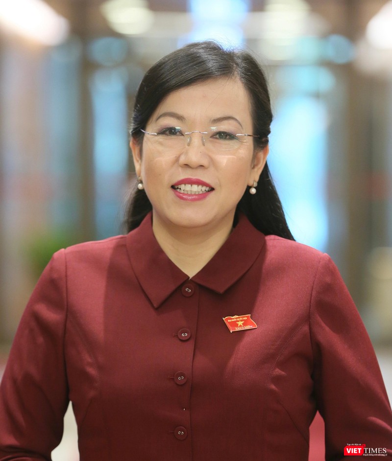 Bà Nguyễn Thanh Hải - Bí thư Tỉnh ủy Thái Nguyên - luôn trăn trở để đẩy nhanh quá trình chuyển đổi số, ứng dụng công nghệ số trong tất cả các lĩnh vực kinh tế - xã hội của tỉnh.