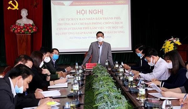 Chủ tịch UBND TP. Hải Phòng Nguyễn Văn Tùng phát biểu tại cuộc họp