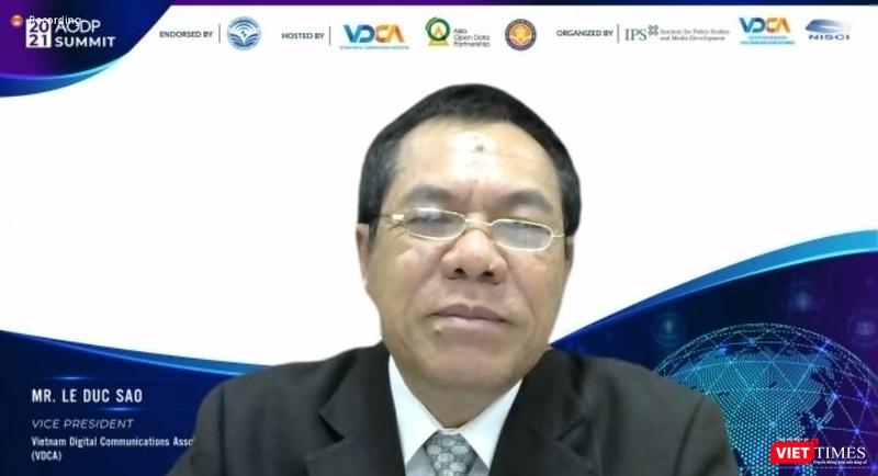 Ông Lê Đức Sảo – Phó Chủ tịch kiêm Tổng thư ký Hội Truyền thông số Việt Nam - phát biểu tại phiên chuyên đề Dữ liệu mở cho công nghệ y tế. Ông Lê Đức Sảo – Phó Chủ tịch kiêm Tổng thư ký Hội Truyền thông số Việt Nam - phát biểu tại phiên chuyên đề Dữ liệu mở cho công nghệ y tế.