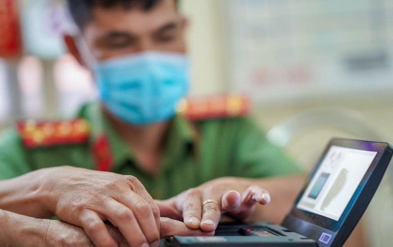 Công an TP. Hồ Chí Minh sẽ kéo dài thời gian thực hiện chiến dịch cấp CCCD gắn chip đợt 2 cho tất cả người dân ở 21 quận, huyện, TP.Thủ Đức đến cuối tháng 12/2021.