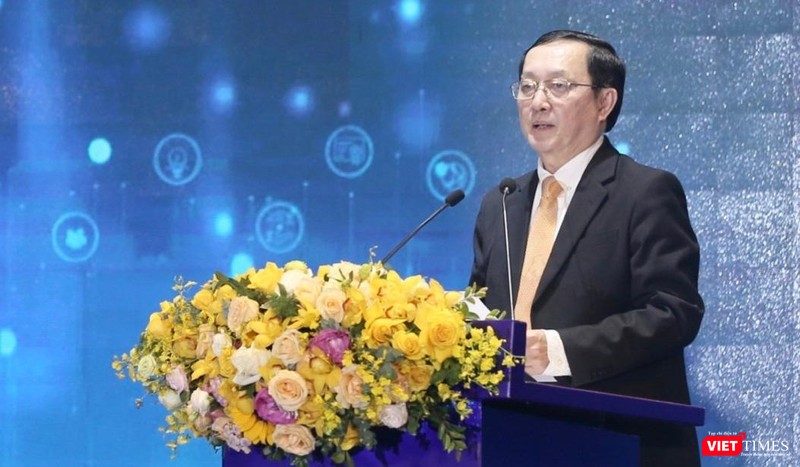 Bộ trưởng Huỳnh Thành Đạt cho rằng Hệ sinh thái khởi nghiệp sáng tạo Việt Nam đã từng bước hình thành các mạng lưới liên kết, thúc đẩy dòng chảy của tri thức, của công nghệ trong và ngoài nước. Bộ trưởng Huỳnh Thành Đạt cho rằng Hệ sinh thái khởi nghiệp sáng tạo Việt Nam đã từng bước hình thành các mạng lưới liên kết, thúc đẩy dòng chảy của tri thức, của công nghệ trong và ngoài nước.