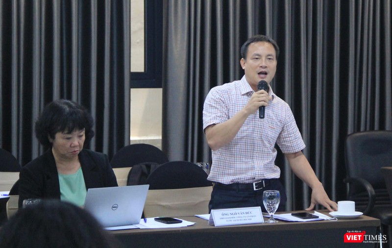 Ông Ngô Văn Đức - PGĐ Công ty CP Nước sạch số 2 Hà Nội - phát biểu. Ông Ngô Văn Đức - PGĐ Công ty CP Nước sạch số 2 Hà Nội - phát biểu.