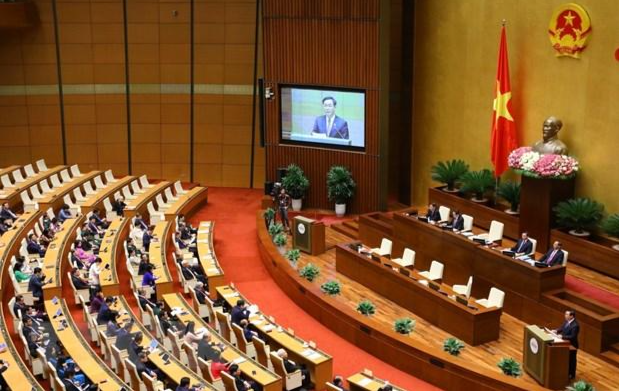 Chủ tịch Quốc hội Vương Đình Huệ phát biểu bế mạc kỳ họp. Chủ tịch Quốc hội Vương Đình Huệ phát biểu bế mạc kỳ họp.