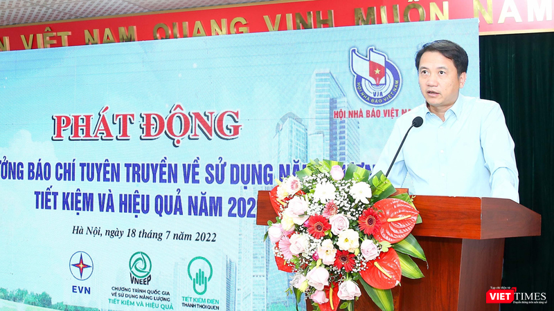 Ông Phương Hoàng Kim - Vụ trưởng Vụ Tiết kiệm năng lượng và Phát triển bền vững, Chánh Văn phòng Ban Chỉ đạo Tiết kiệm năng lượng (Bộ Công thương).