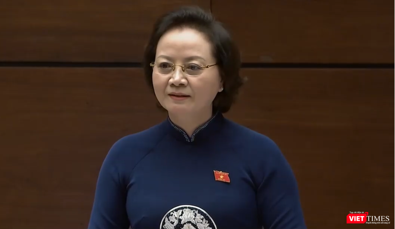 Bộ trưởng Bộ Nội vụ Phạm Thị Thanh Trà đã nêu ra nguyên nhân, giải pháp trước tình trạng công chức, viên chức, mà đặc biệt là nhân viên y tế bỏ việc gia tăng trong thời gian gần đây. Bộ trưởng Bộ Nội vụ Phạm Thị Thanh Trà đã nêu ra nguyên nhân, giải pháp trước tình trạng công chức, viên chức, mà đặc biệt là nhân viên y tế bỏ việc gia tăng trong thời gian gần đây.