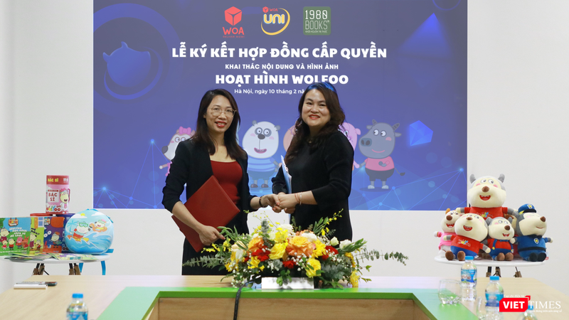 Bà Ngô Nữ Ngọc Diệp - Phó Giám đốc 1980 Books (phải) và bà Lại Thị Mai - Giám đốc Woa Universal (trái) tại lễ ký kết thỏa thuận cấp quyền khai thác bộ sản phẩm Wolfoo. Bà Ngô Nữ Ngọc Diệp - Phó Giám đốc 1980 Books (phải) và bà Lại Thị Mai - Giám đốc Woa Universal (trái) tại lễ ký kết thỏa thuận cấp quyền khai thác bộ sản phẩm Wolfoo.