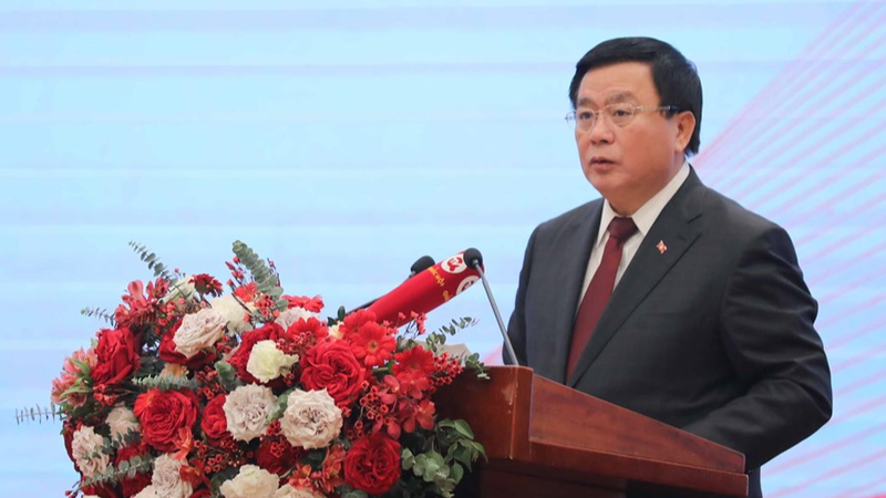 Ông Nguyễn Xuân Thắng cho rằng cần tạo môi trường cho các hoạt động văn hóa và huy động nguồn lực cho phát triển văn hoá, con người.