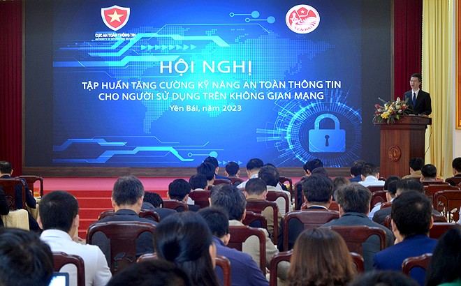 “Hội nghị tập huấn tăng cường kỹ năng an toàn thông tin cho người sử dụng trên không gian mạng” tại tỉnh Yên Bái dành riêng cho một số tỉnh trung du - miền núi.
