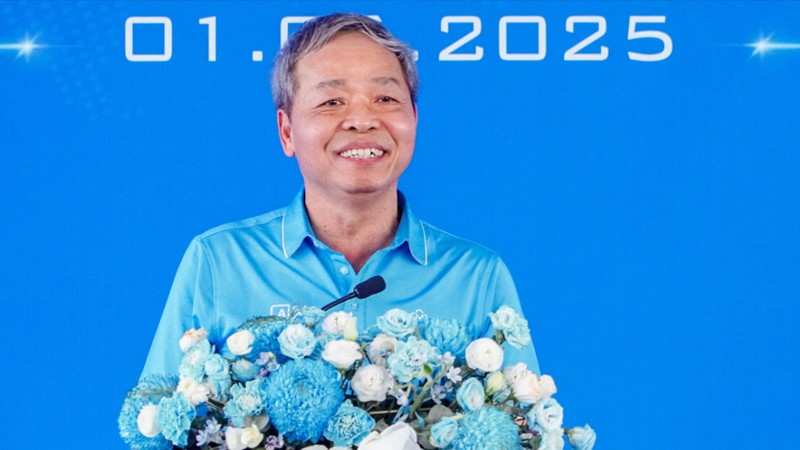 Chủ tịch CMC Nguyễn Trung Chính cho biết CCS không chỉ nhằm phát triển công nghệ, mà còn ươm mầm những thế hệ người Việt dám làm chủ công nghệ và đủ năng lực cạnh tranh toàn cầu. Ảnh 3.jpg