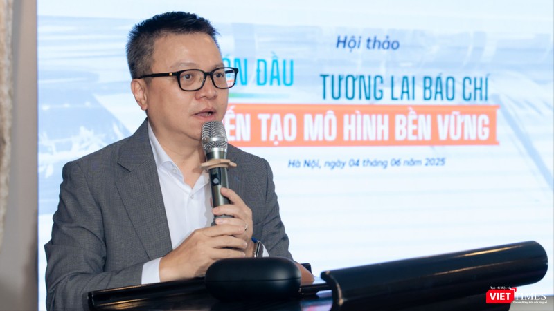 Theo ông Lê Quốc Minh, các lãnh đạo cơ quan báo chí nên suy nghĩ nghiêm túc về việc đầu tư công nghệ mới. Ảnh: M.Anh vt_LQM.jpg