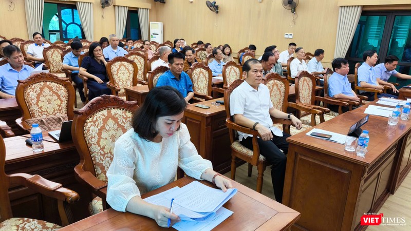 Hội nghị sơ kết công tác 6 tháng đầu năm 2025 và kết thúc 7 năm hoạt động của Đảng bộ Khối Doanh nghiệp huyện. vt_toan canh 111.jpg