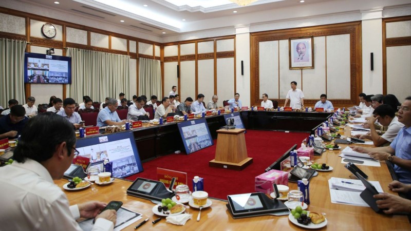 Cuộc họp của lãnh đạo Ban Chỉ đạo Trung ương về phát triển khoa học, công nghệ, đổi mới sáng tạo và chuyển đổi số diễn ra chiều tối 8/7. Ảnh: Cổng thông tin điện tử Đảng Cộng sản Cuộc họp của lãnh đạo Ban Chỉ đạo Trung ương về phát triển khoa học, công nghệ, đổi mới sáng tạo và chuyển đổi số diễn ra chiều tối 8/7. Ảnh: Cổng thông tin điện tử Đảng Cộng sản