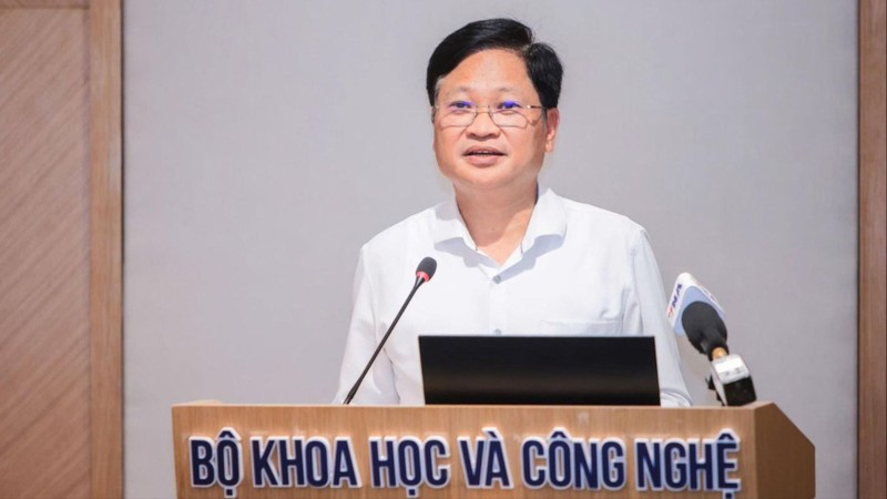 Ông Nguyễn Khắc Lịch cho biết Luật Công nghiệp công nghệ số quy định những ưu đãi nổi bật nhằm thúc đẩy ngành công nghiệp công nghệ số tại Việt Nam. Ng Khac Lich 1.jpg