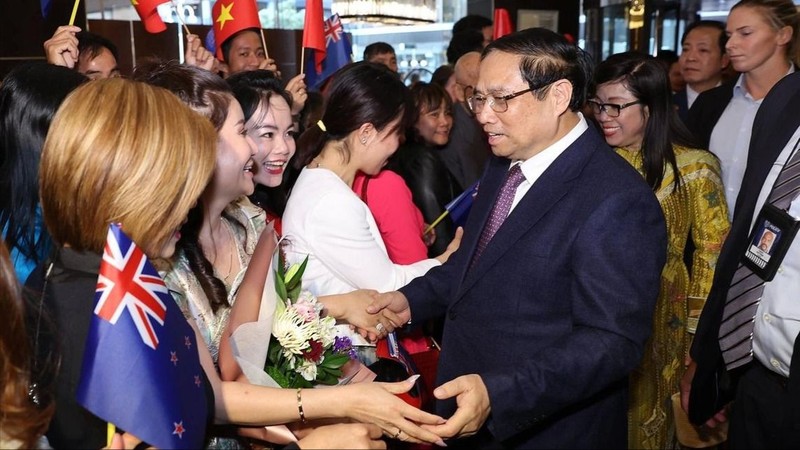Thủ tướng Phạm Minh Chính và phu nhân gặp gỡ kiều bào tại New Zealand trong chuyến thăm vào tháng 3/2024. Ảnh: Bộ Ngoại giao. f7161613c979e04294634854cdf9aef9-1710056728038458569359-1717577816121408132409.jpg