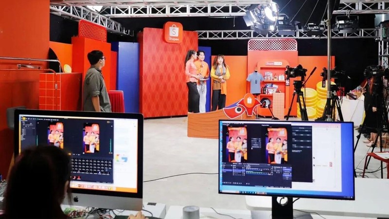 Diễn đàn đối thoại trong khuôn khổ Vietnam iContent 2025 nhằm giải đáp những vướng mắc, khích lệ và tiếp thêm niềm tin cho cộng đồng sáng tạo nội dung số. livestreambanhang-78411449093962180603215-31958346500543877024879.jpg