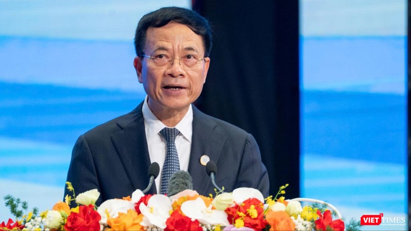 Bộ trưởng Nguyễn Mạnh Hùng thay mặt Bộ Khoa học và Công nghệ đã phát động phong trào thi đua yêu nước lần thứ nhất của ngành trong giai đoạn mới, với những định hướng lớn và dài hạn. Ảnh: Bùi Tuấn Bộ trưởng Nguyễn Mạnh Hùng thay mặt Bộ Khoa học và Công nghệ đã phát động phong trào thi đua yêu nước lần thứ nhất của ngành trong giai đoạn mới, với những định hướng lớn và dài hạn. Ảnh: Bùi Tuấn
