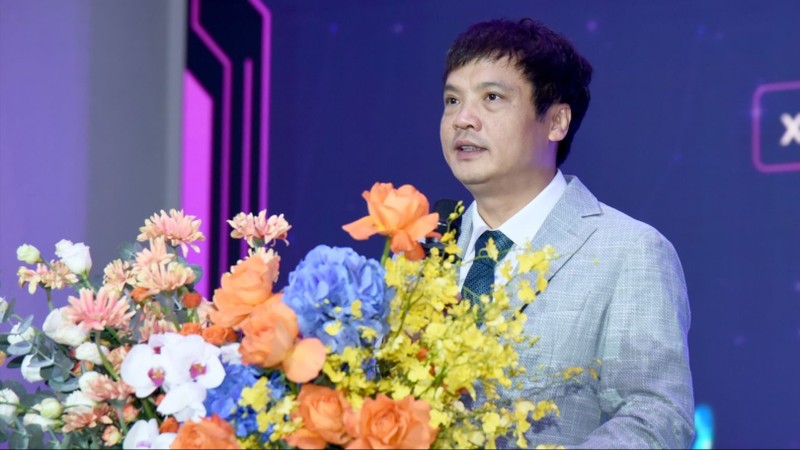 Ông Nguyễn Văn Khoa cho rằng nhiệm vụ cấp thiết hiện tại là giải quyết bài toán ứng dụng và quản trị, tập trung vào việc chuyển đổi tư duy từ thử nghiệm (POC) sang tạo giá trị kinh doanh (business value). ong-khoa.jpg