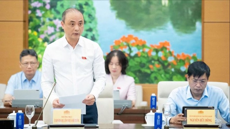 Ông Nguyễn Phương Tuấn góp ý nên điều chỉnh khái niệm khu công nghệ cao trong dự thảo luật, bỏ quy định cho phép sản xuất đại trà mà chỉ cho phép thử nghiệm. Nguyễn Phương Tuấn luật công nghệ cao sửa đổi.jpeg