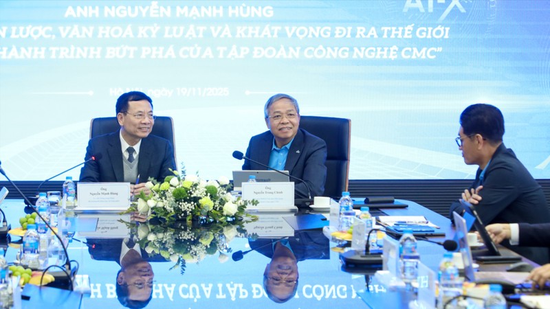 Bộ trưởng Nguyễn Mạnh Hùng khẳng định cốt lõi cạnh tranh nằm ở sản phẩm, không phải chỉ ở công nghệ