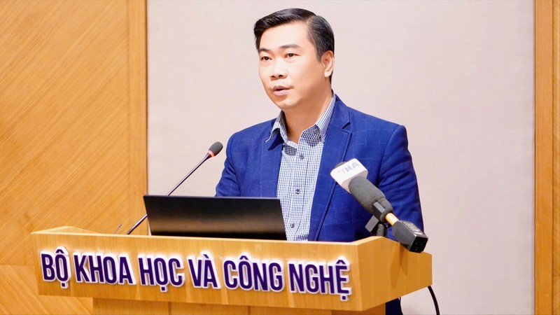 Chung xuc tien thuong mai.jpg