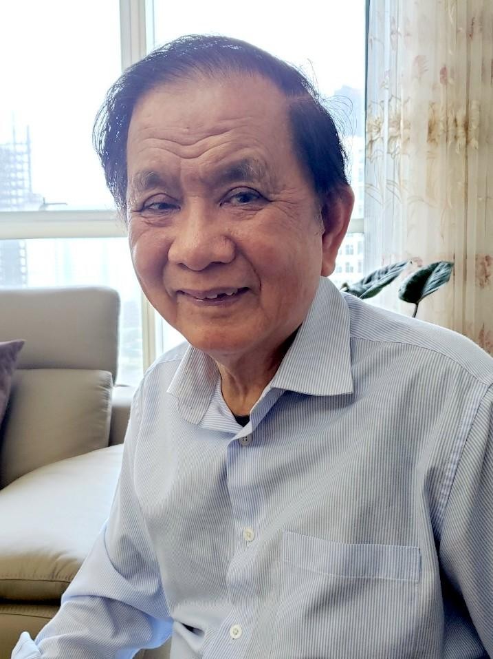 Nguyên Bộ trưởng Ngoại giao Nguyễn Dy Niên trả lời phỏng vấn phóng viên Tạp chí Điện tử VietTimes. Ảnh Huỳnh Phan. Nguyên Bộ trưởng Ngoại giao Nguyễn Dy Niên trả lời phỏng vấn phóng viên Tạp chí Điện tử VietTimes. Ảnh Huỳnh Phan.