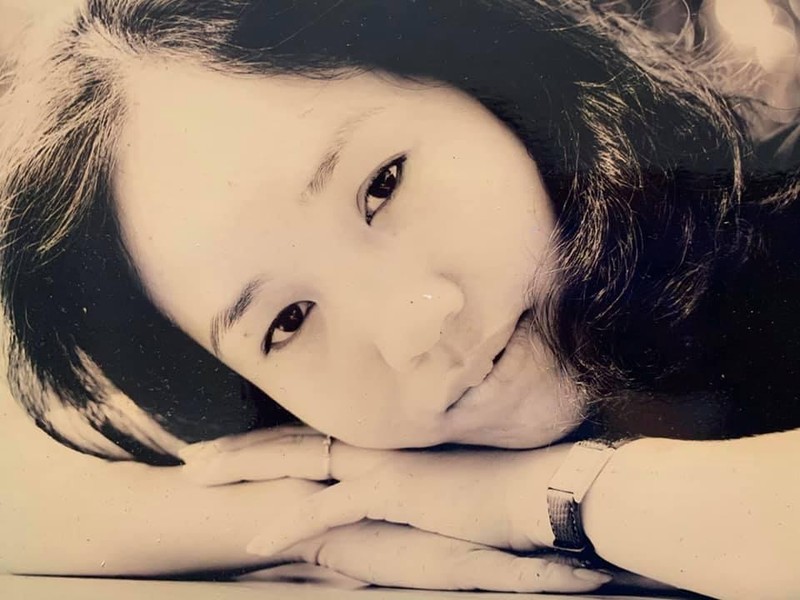 Đây mới là những phút tâm trạng thực sự của Quỳnh Vân – những phút nhớ mẹ, chứ không phải những phút &quot;đong đưa&quot;. Courtesy of Quỳnh Vân