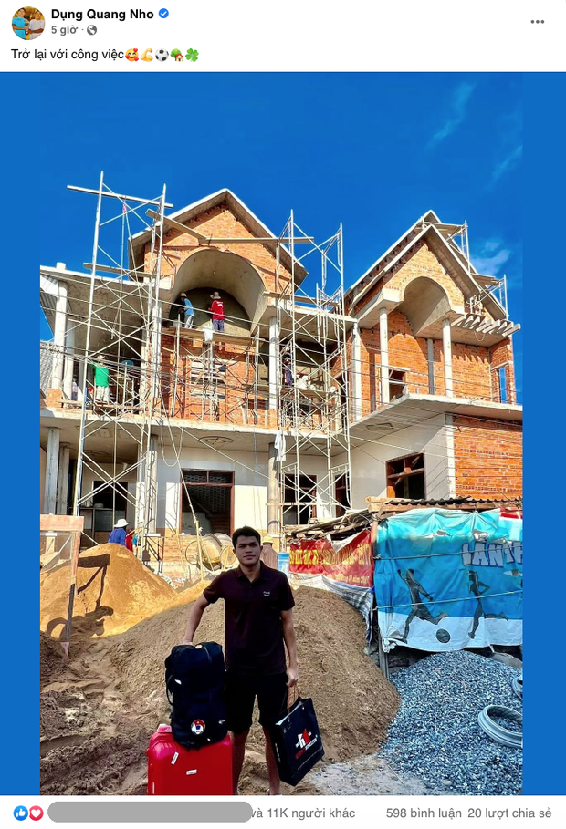 Căn nhà với diện tích khá lớn Quang Nho xây cho bố mẹ Căn nhà với diện tích khá lớn Quang Nho xây cho bố mẹ