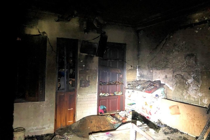 Vật dụng bên trong ngôi nhà bị thiêu rụi Vật dụng bên trong ngôi nhà bị thiêu rụi