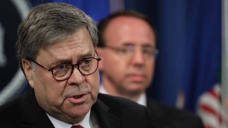 Tổng chưởng lý Bill Barr bị "sốc" trước vụ tự sát của tỷ phú Jeffrey Epstein (Ảnh: Axios)