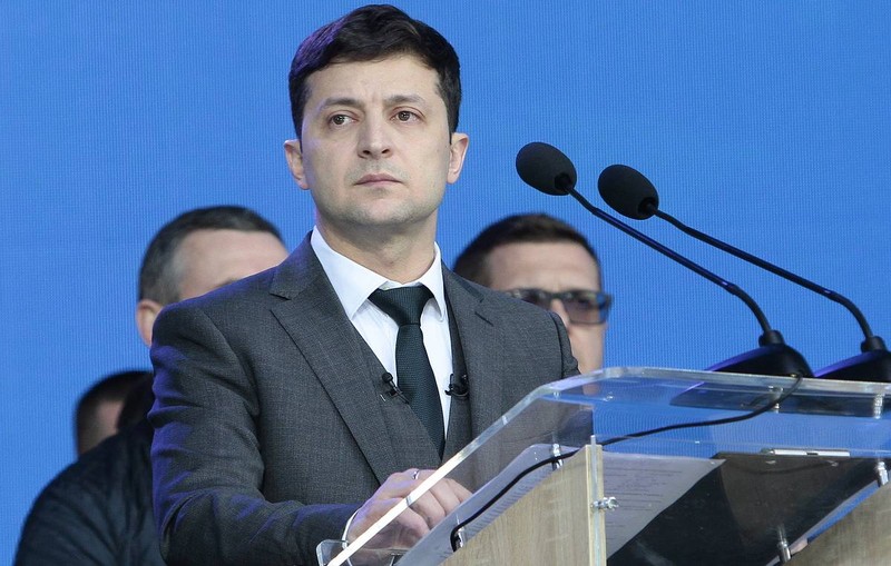 Tổng thống Ukraine Zelensky bị đẩy vào thế khó khi bị kéo vào bàn cờ chính trị ở Washington (Ảnh: Getty)