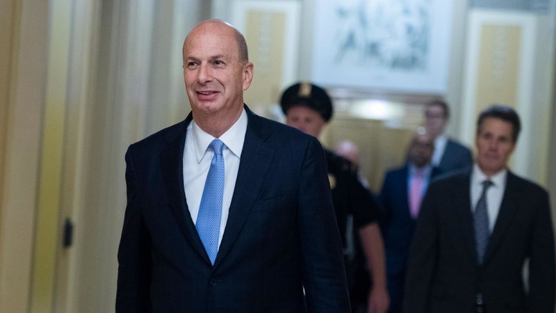 Rất nhiều câu hỏi đặt ra cho ông Sondland trong thời gian tới đây (Ảnh: CNN)