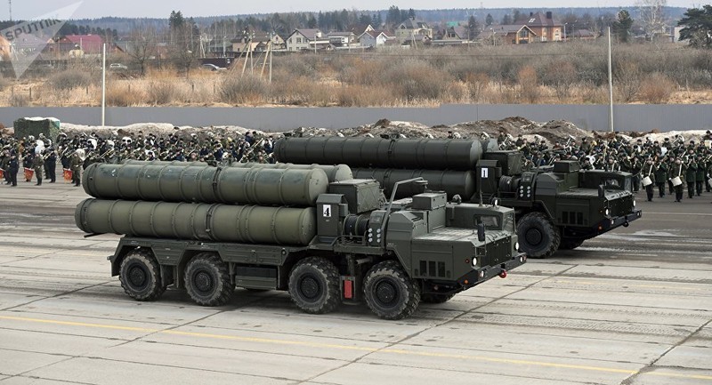 Hệ thống phòng không S-400 do Nga sản xuất (Ảnh: Sputnik)