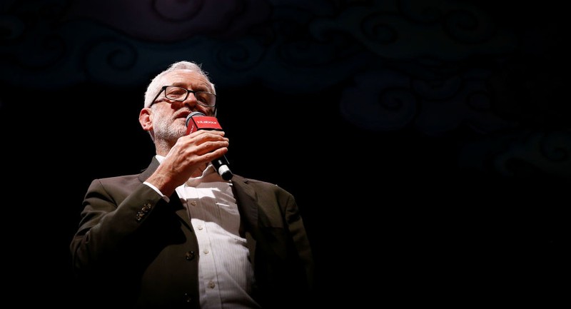 Lãnh đạo Công đảng Anh Jeremy Corbyn (Ảnh: Sputnik)