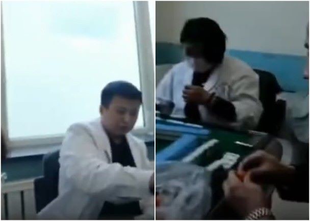 Ông Phạm Khánh Sơn (trái) đang chơi bài trong đoạn video (Ảnh: Đông Phương) Ông Phạm Khánh Sơn (trái) đang chơi bài trong đoạn video (Ảnh: Đông Phương)