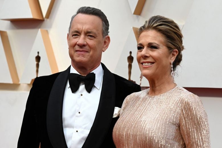 Tom Hanks và vợ, Rita Wilson, trong lễ trao giải Oscar lần thứ 92 tổ chức vào ngày 9/2/2020 (Ảnh: AFP)