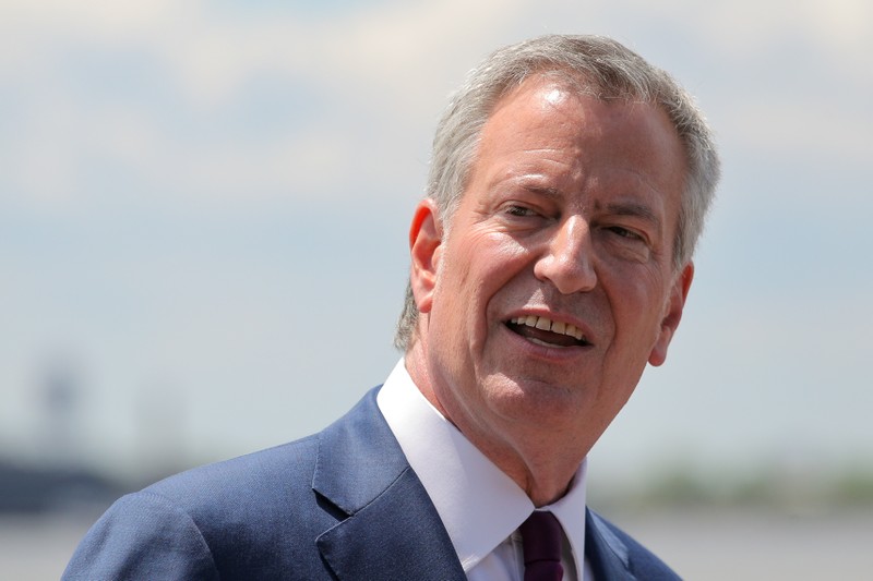 Thị trưởng New York de Blasio đã áp dụng quy định mới về việc chôn cất trên đảo Hart (Ảnh: Daily Beast) Thị trưởng New York de Blasio đã áp dụng quy định mới về việc chôn cất trên đảo Hart (Ảnh: Daily Beast)