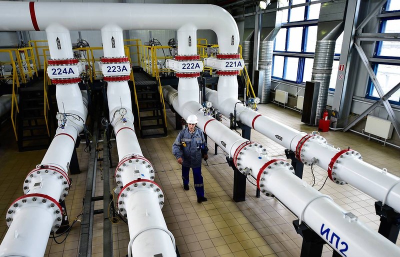 Trong tháng 3, Trung Quốc giảm lượng dầu nhập từ Arab Saudi, trong khi tăng mạnh nhập khẩu dầu mỏ từ Nga (Ảnh: TASS)