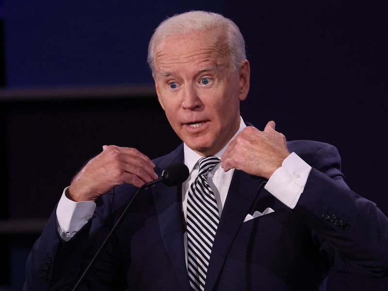 Biden loại ngay đòn công kích của ông Trump về con trai của mình (Ảnh: CNN)