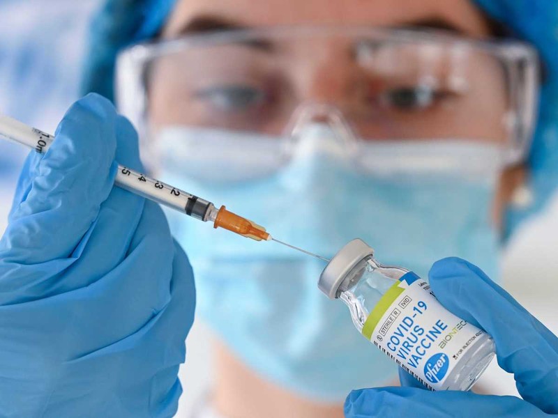 Việt Nam đang đàm phán mua vaccine COVID-19 với nước ngoài. Ảnh minh họa.