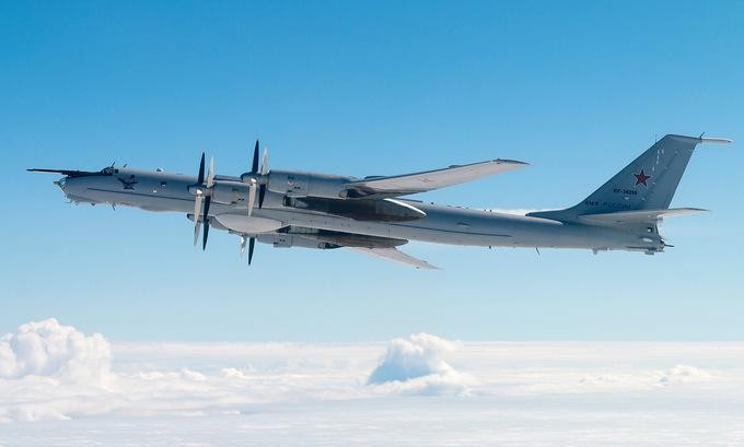 Máy bay Tu-142MZ Nga trong một chuyến bay năm 2020 (Ảnh: Russian Planes)