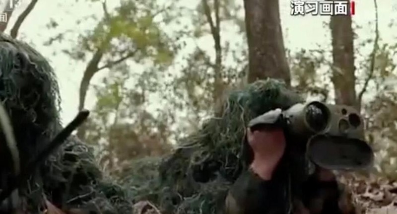 Hình ảnh binh sĩ PLA tập trận ở bờ biển phía Đông Nam Trung Quốc (Ảnh: CCTV) Hình ảnh binh sĩ PLA tập trận ở bờ biển phía Đông Nam Trung Quốc (Ảnh: CCTV)