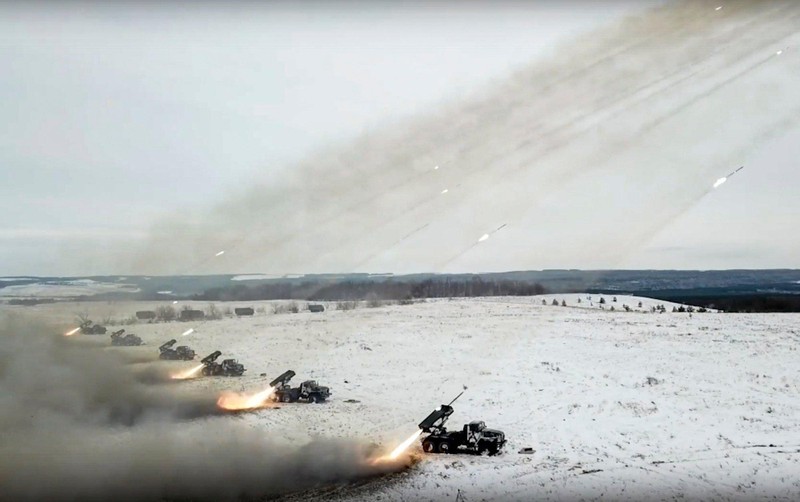 Hệ thống phóng rocket BM-21 "Grad" của Nga trong cuộc tập trận ở Orenburg, Nga (Ảnh: Bộ Quốc phòng Nga) Hệ thống phóng rocket BM-21 "Grad" của Nga trong cuộc tập trận ở Orenburg, Nga (Ảnh: Bộ Quốc phòng Nga)