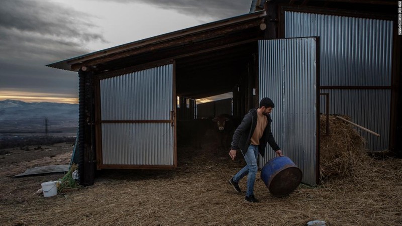 Trang trại của ông Charalambos Mouratidis ở Akrini (Ảnh: CNN) Trang trại của ông Charalambos Mouratidis ở Akrini (Ảnh: CNN)