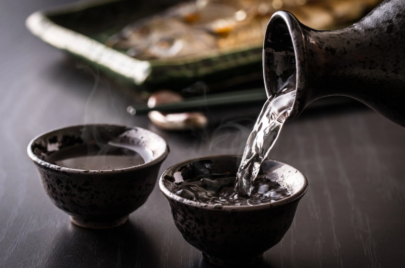 Các thương hiệu rượu sake Nhật Bản sử dụng gạo men đỏ do Kobayashi Pharmaceutical cung cấp trong các sản phẩm của họ cũng đã thông báo thu hồi (Ảnh: Shutterstock) 3.png