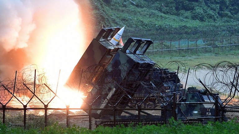 Hệ thống tên lửa ATACMS của Mỹ (Ảnh: Getty)