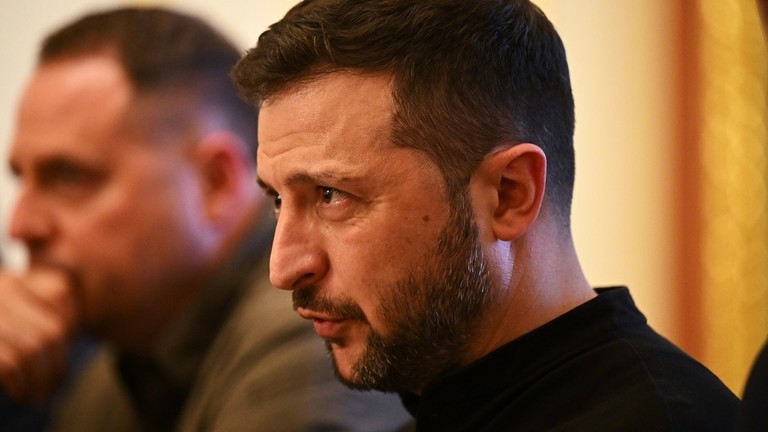 Tổng thống Ukraine Volodymyr Zelensky (Ảnh: Getty)