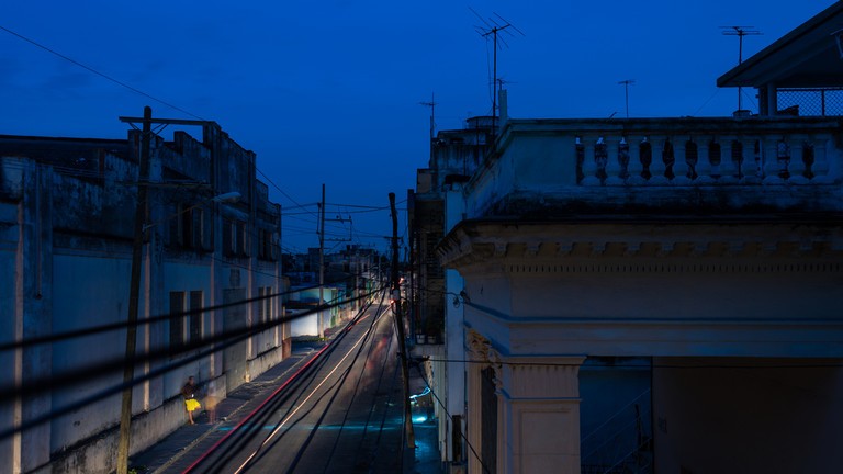 Mất điện ở thành phố Havana, Cuba (Ảnh: Getty)