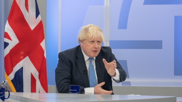 Cựu Thủ tướng Anh Boris Johnson (Ảnh: RT)